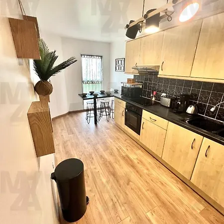 El Cubanito Athena - De Standing - 2 - 4 Couchages - 8 Personnes Max - Parking Prive - Gare A 8 Min Appartement