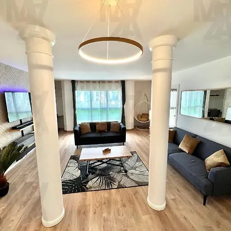 Appartement El Cubanito Athena - De Standing - 2 - 4 Couchages - 8 Personnes Max - Parking Prive - Gare A 8 Min *